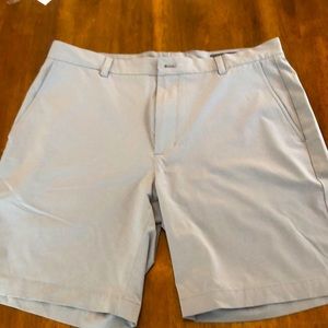Men’s Vineyard Vines Breaker Shorts, Size 34